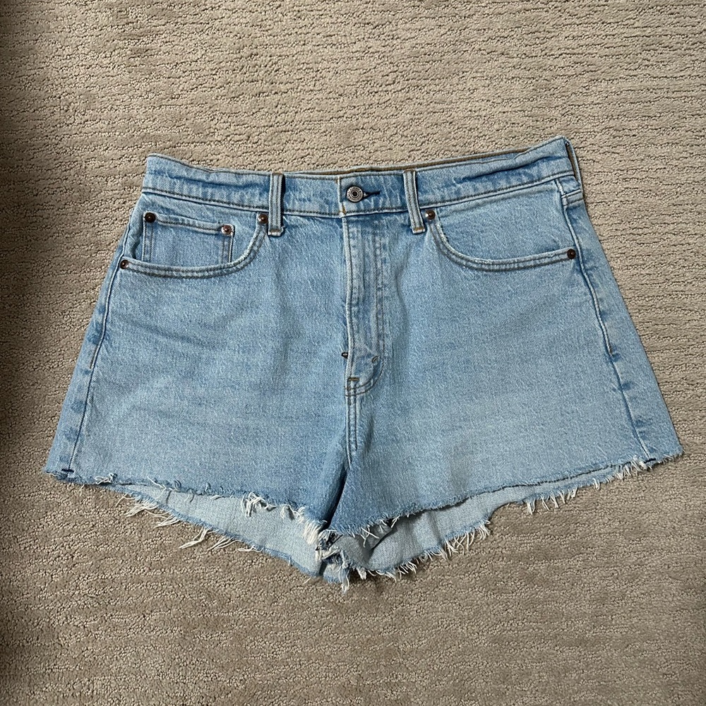 Abercrombie & Fitch Curve Love The Mom Short High Rise Jean Shorts